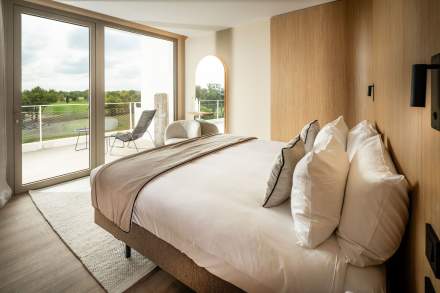 Bedroom suite views, Horizon Resort, 4-star Hotel Montpellier